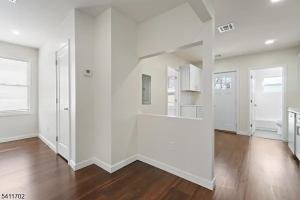 $3,000 | 826 George Street, Unit 2, Plainfield, NJ 07062