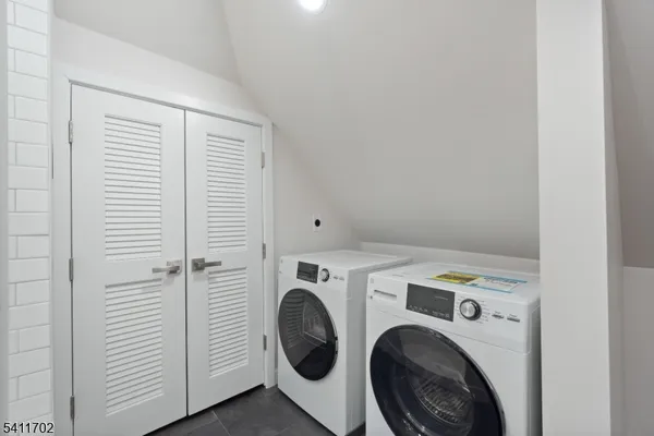 $3,000 | 826 George Street, Unit 2, Plainfield, NJ 07062