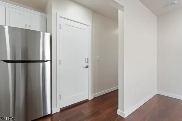 $3,000 | 826 George Street, Unit 2, Plainfield, NJ 07062