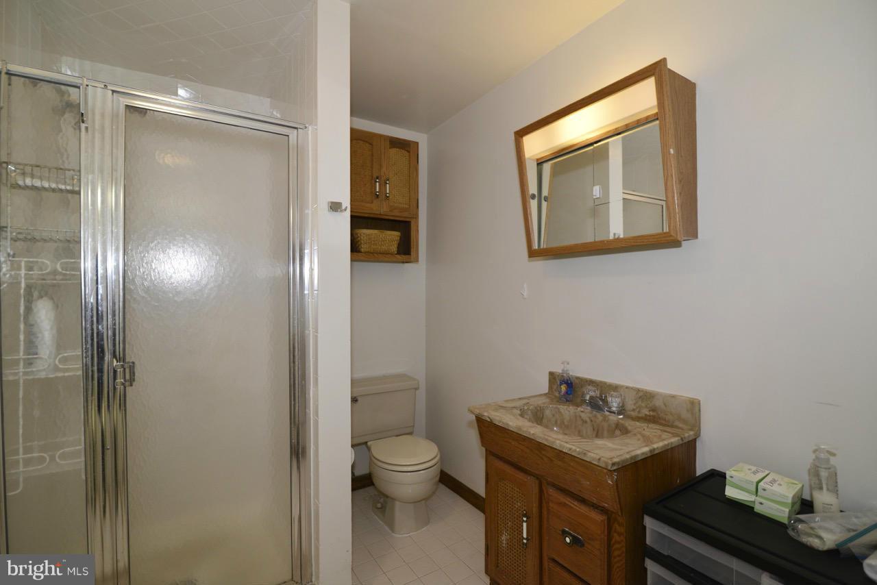 115 Magnolia Road Sterling, VA 20164 - Photo 29 of 30 Bath