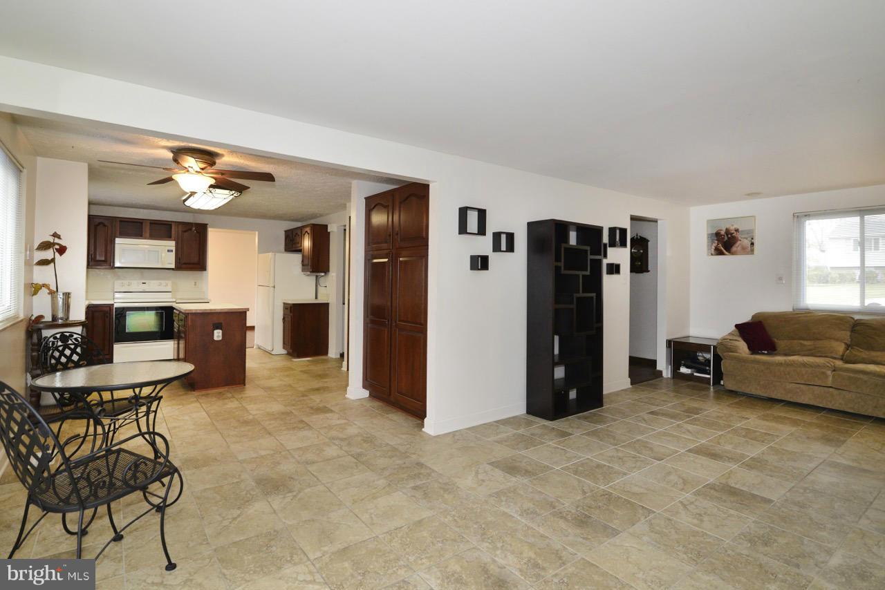 115 Magnolia Road Sterling, VA 20164 - Photo 8 of 30 Interior (General)