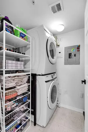 $279,000 | 2457 Centergate Drive, Unit 306, Miramar, FL 33025