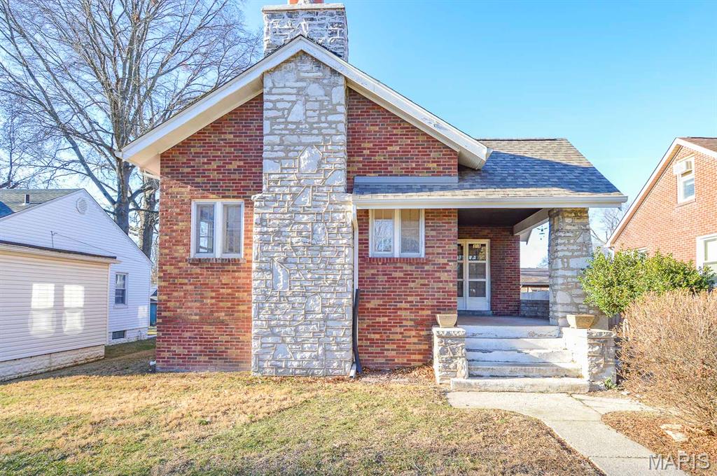 318 State Street Belleville, IL 62220 - Photo 1 of 24