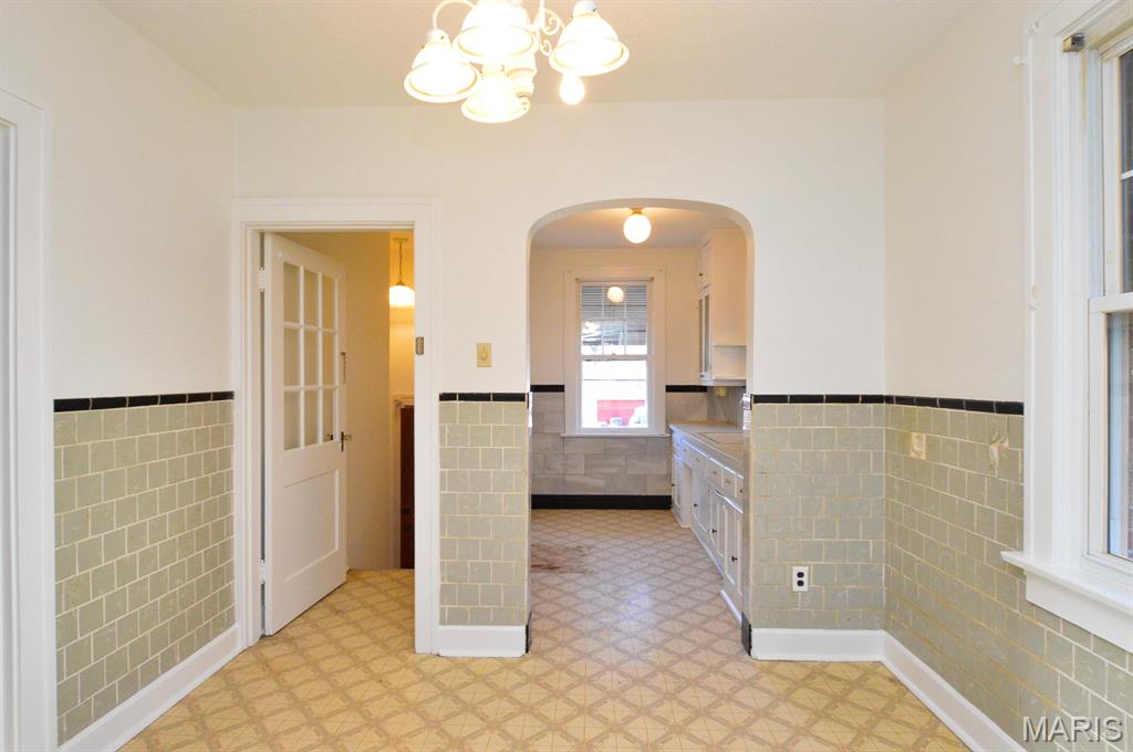 318 State Street Belleville, IL 62220 - Photo 11 of 24