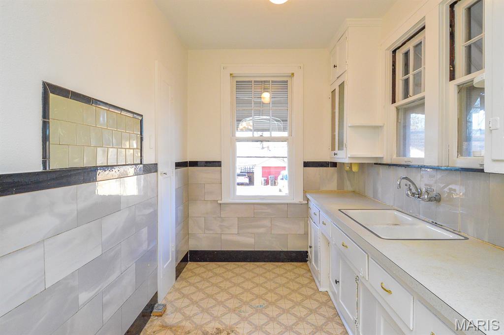 318 State Street Belleville, IL 62220 - Photo 13 of 24