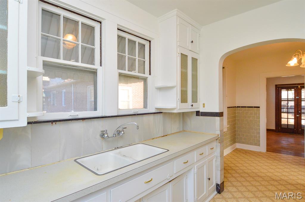 318 State Street Belleville, IL 62220 - Photo 14 of 24