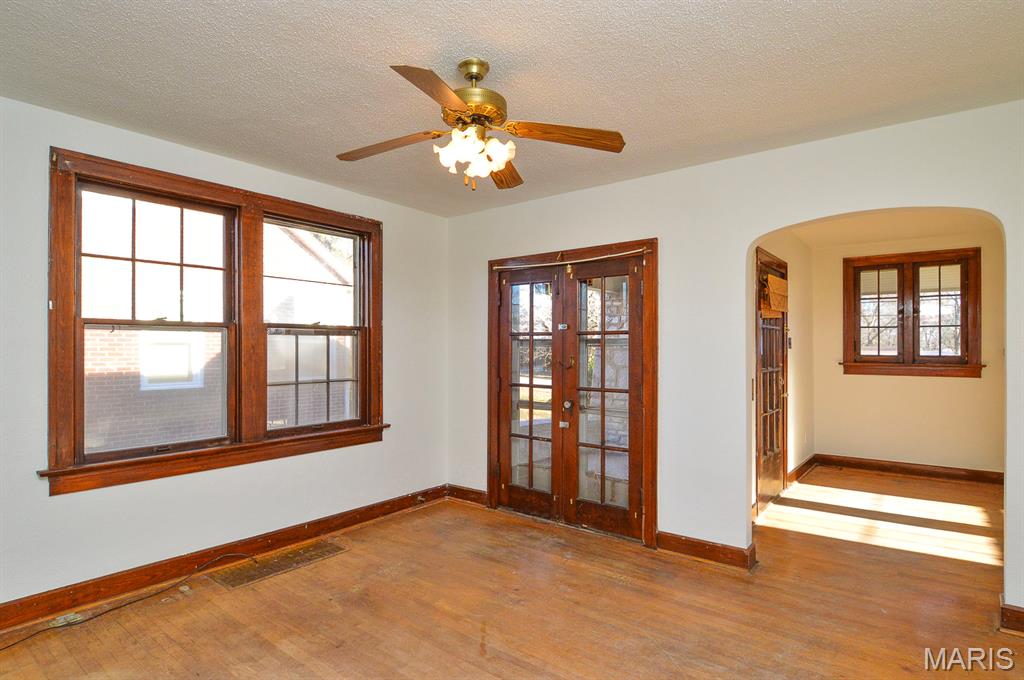 318 State Street Belleville, IL 62220 - Photo 6 of 24