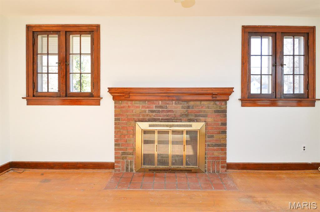 318 State Street Belleville, IL 62220 - Photo 8 of 24