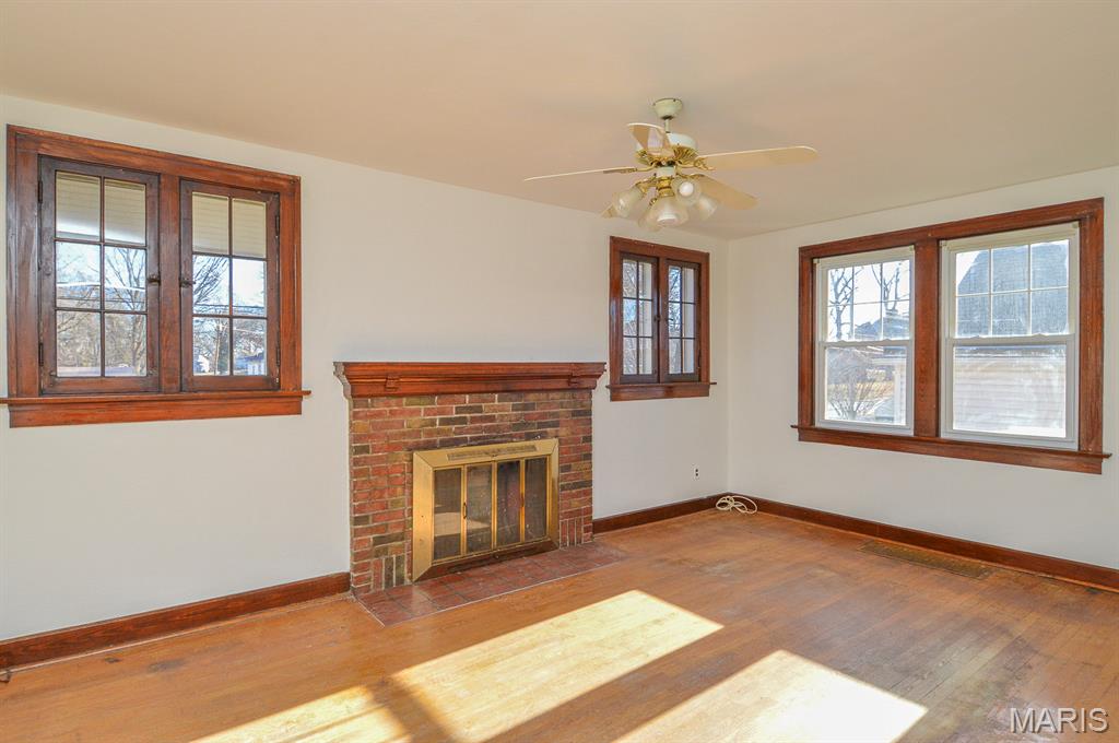 318 State Street Belleville, IL 62220 - Photo 9 of 24