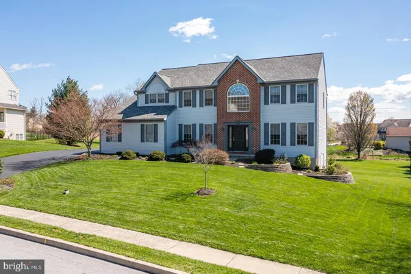 $599,900 | 110 Orchard View Drive, Douglassville, PA 19518
