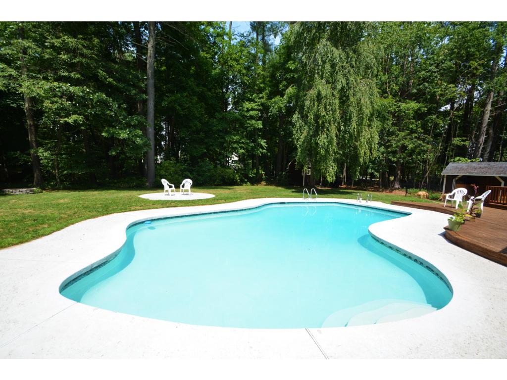 53 James Farm Road Lee, NH 03861 - Photo 3 of 36