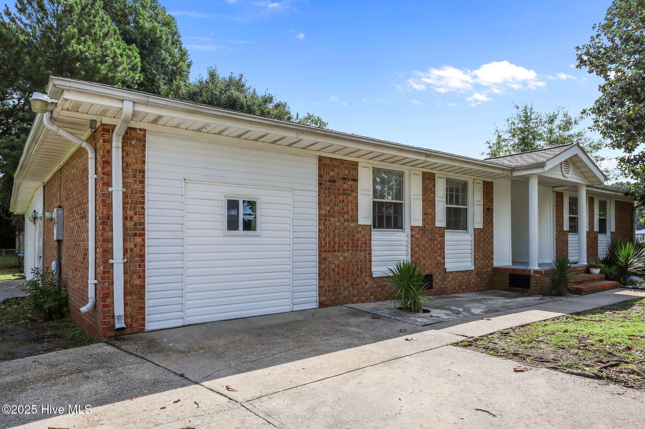 400 Winchester Road Jacksonville, NC 28546 - Photo 34 of 48 35-web-or-mls-400 Winchester Rd 090