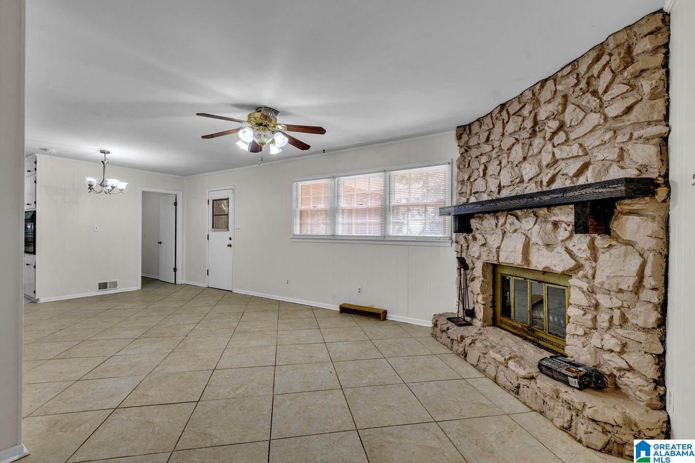834 Burning-Tree Trail Alabaster, AL 35007 - Photo 7 of 41