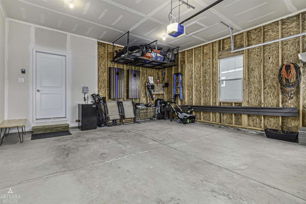 9261 Regency Pinckney, MI 48169 - Photo 31 of 40 Gallery Image 31
