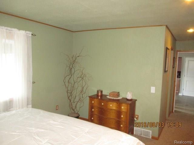 1306 Haines Road Lapeer, MI 48446 - Photo 25 of 56 13 (1).JPG