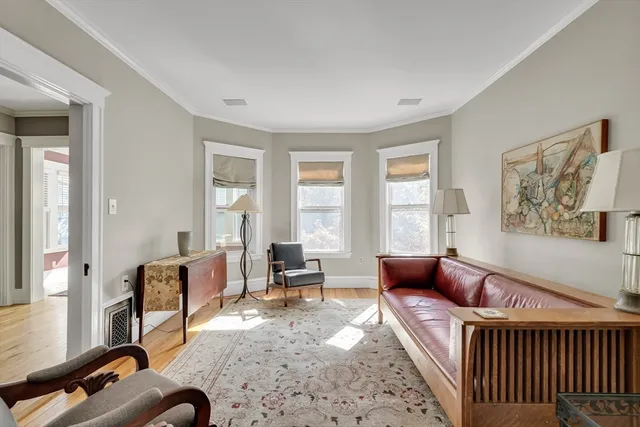 $5,495 | 35 Norris Street, Unit 2, Cambridge, MA 02140