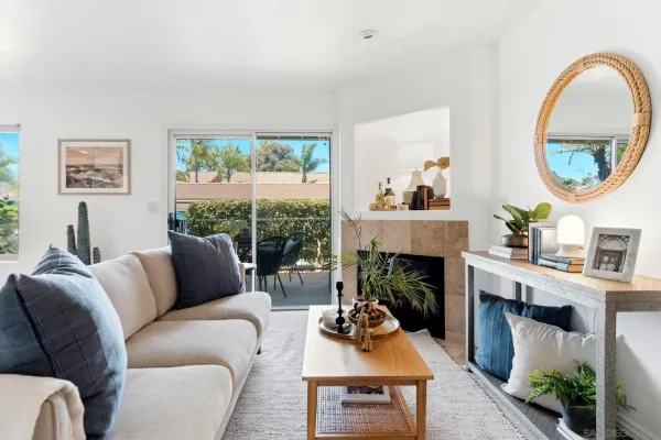 $530,000 | 8430 Via Mallorca, Unit 111, La Jolla, CA 92037