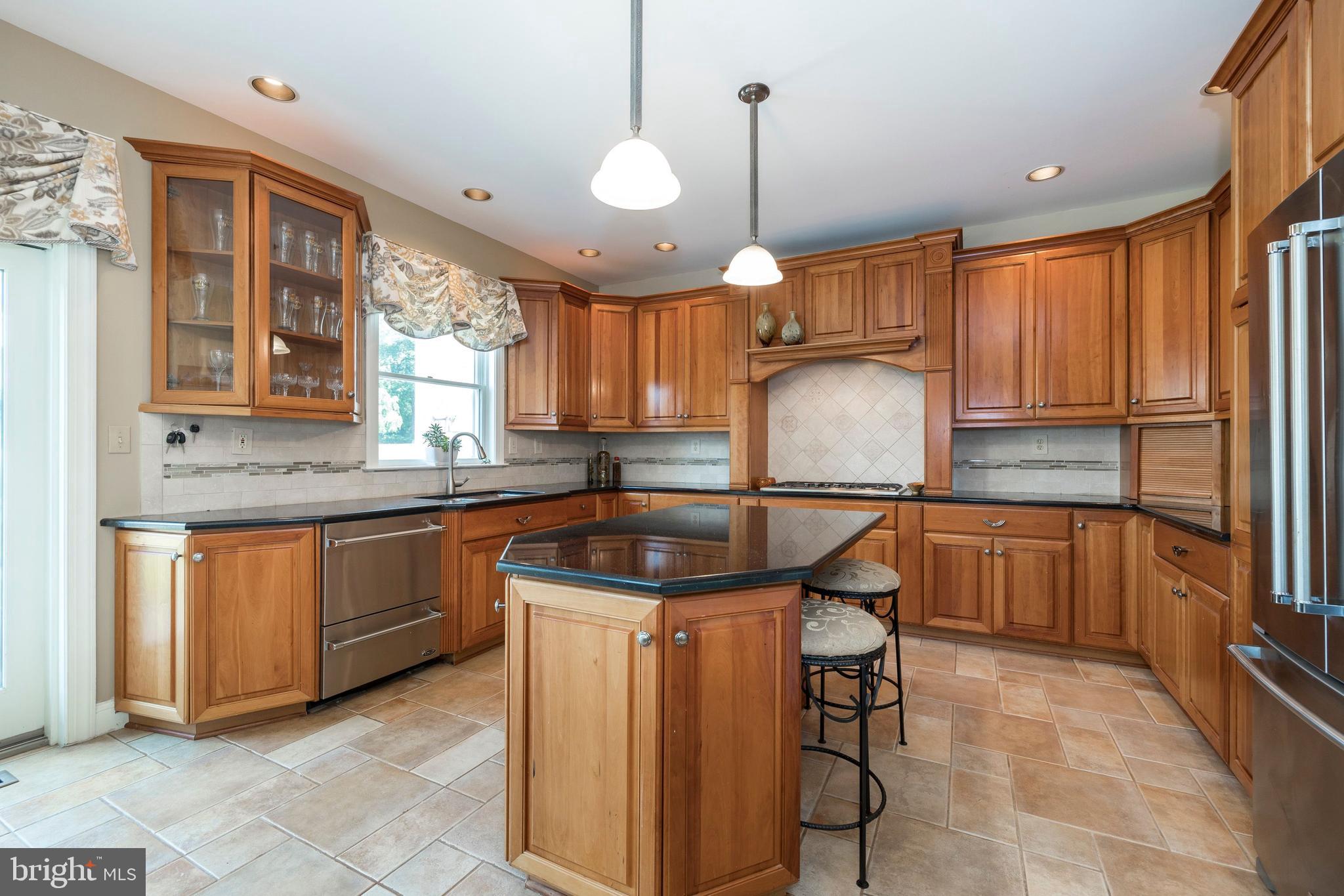 1131 Braefield Road Chester Springs, PA 19425 - Photo 13 of 38 New Stainless Appliances