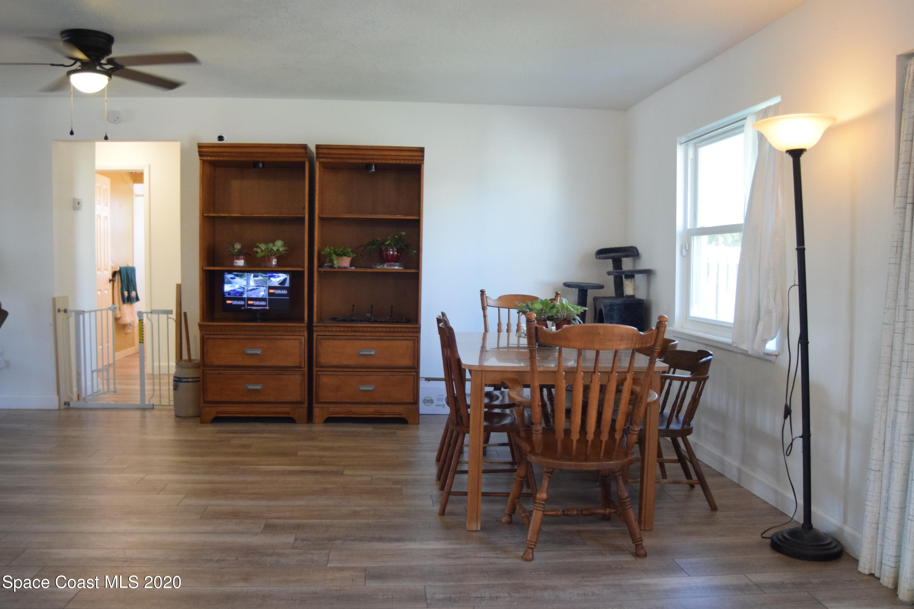 831 Airoso Road Southeast Palm Bay, FL 32909 - Photo 8 of 55 DSC_2665
