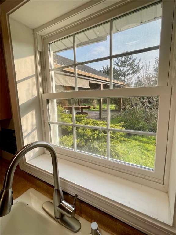 225 Webster Road Webster, NY 14580 - Photo 16 of 46