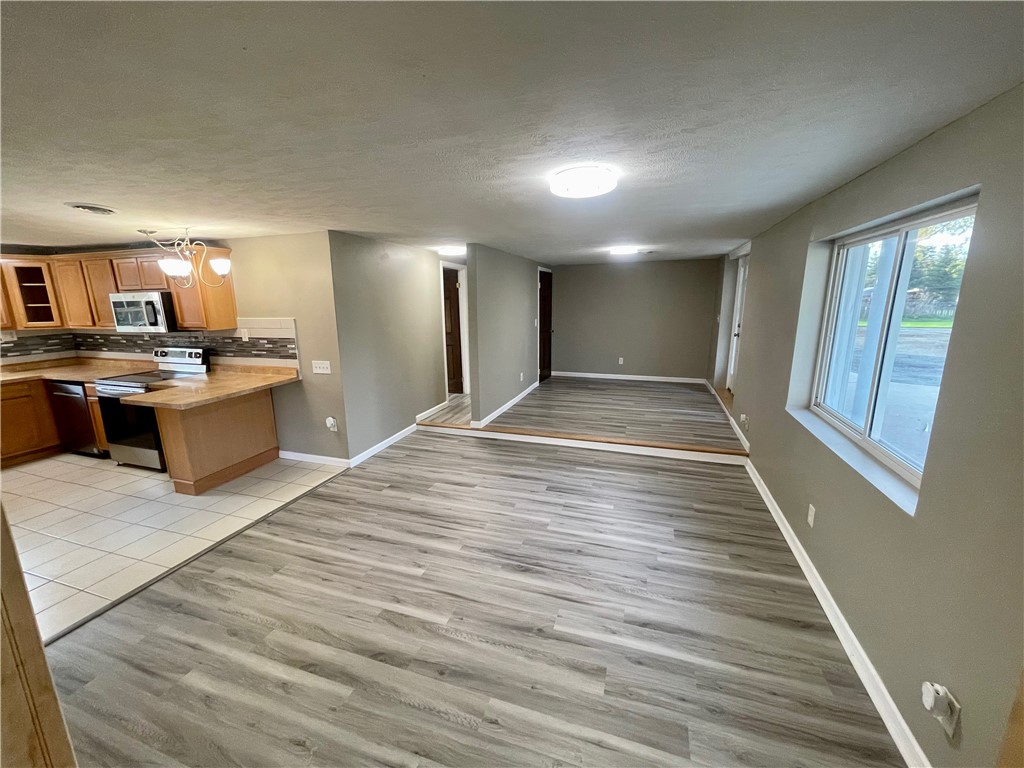 225 Webster Road Webster, NY 14580 - Photo 18 of 46