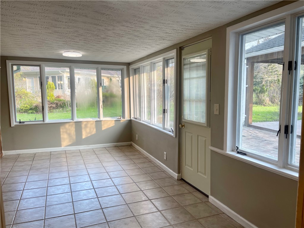 225 Webster Road Webster, NY 14580 - Photo 30 of 46