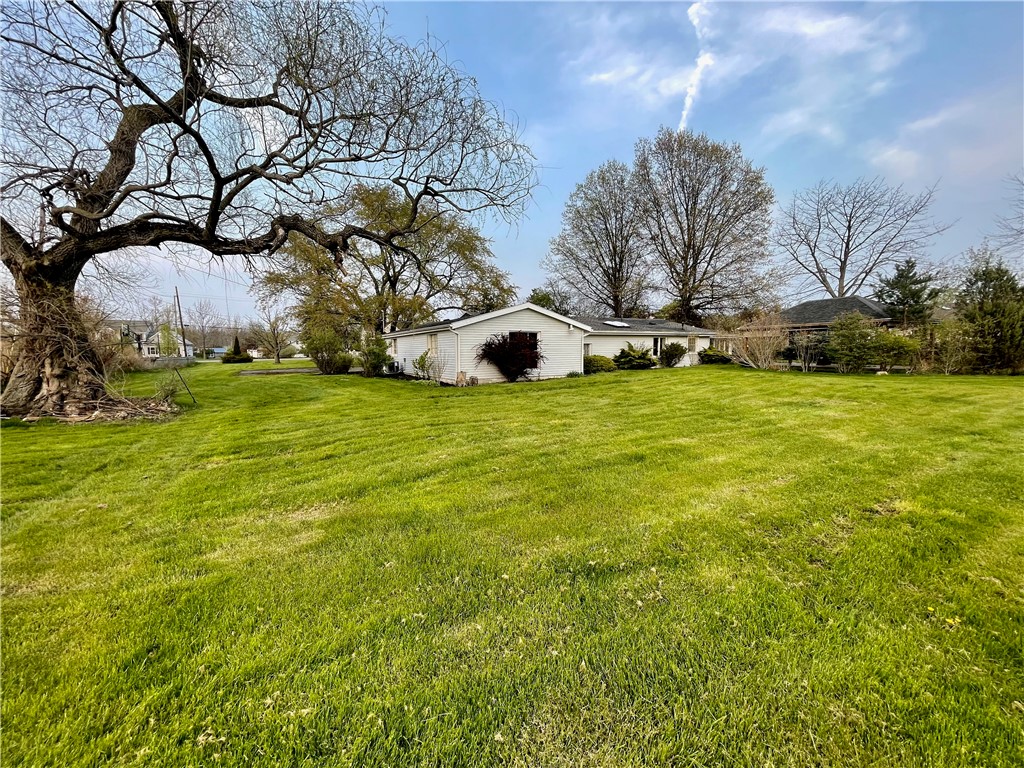 225 Webster Road Webster, NY 14580 - Photo 38 of 46