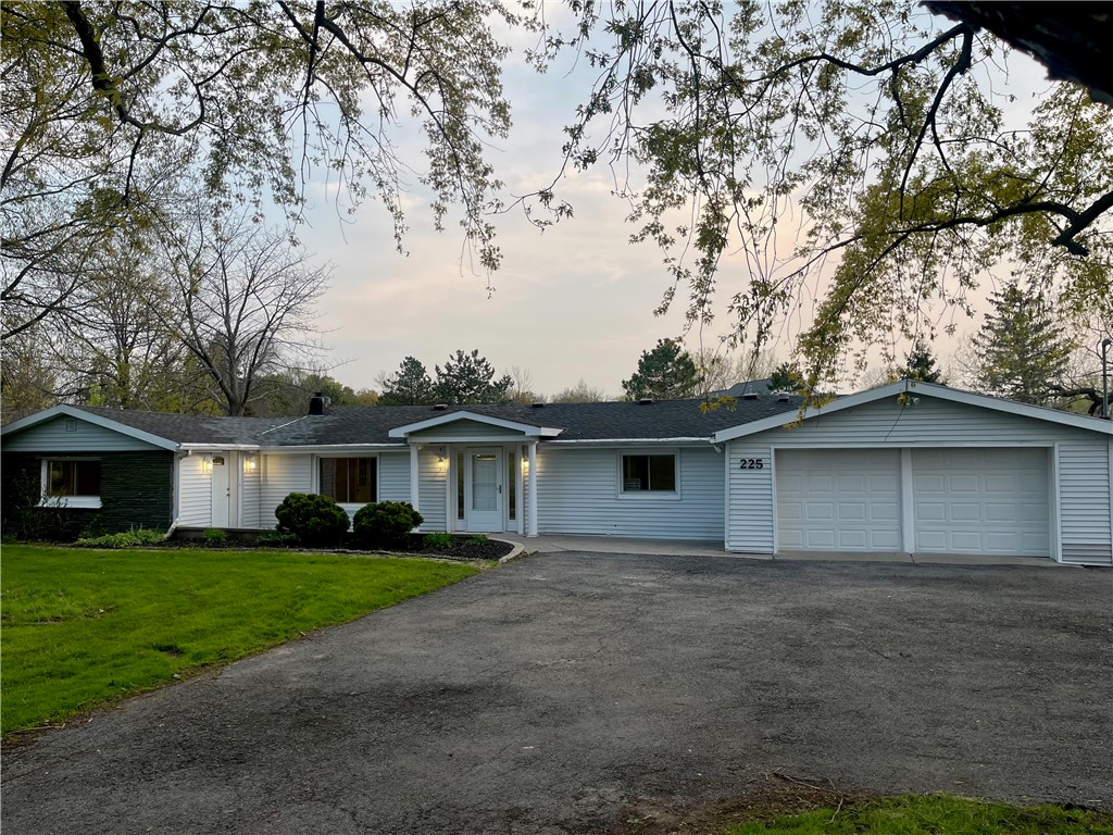 225 Webster Road Webster, NY 14580 - Photo 40 of 46