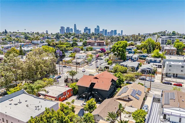 a view of a house with a outdoor space