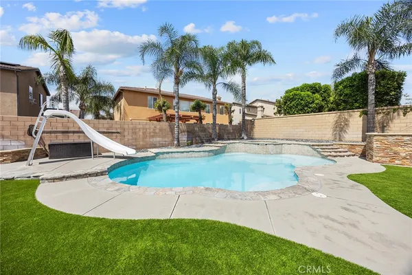 $1,549,000 | 7547 Soaring Bird Court, Eastvale, CA 92880