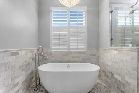 $2,295,000 | 1230 Darlington Oak Circle Northeast, St. Petersburg, FL 33703