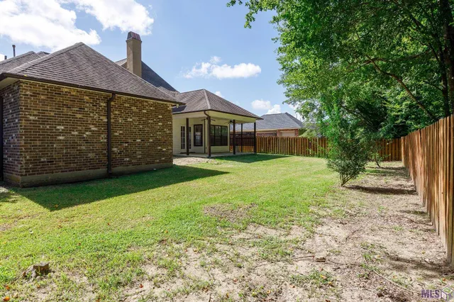 $415,500 | 13627 Forest Lawn Drive, Prairieville, LA 70769