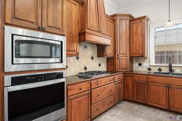 $415,500 | 13627 Forest Lawn Drive, Prairieville, LA 70769