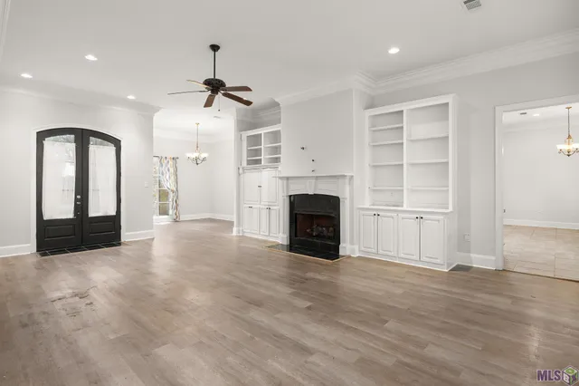 $415,500 | 13627 Forest Lawn Drive, Prairieville, LA 70769