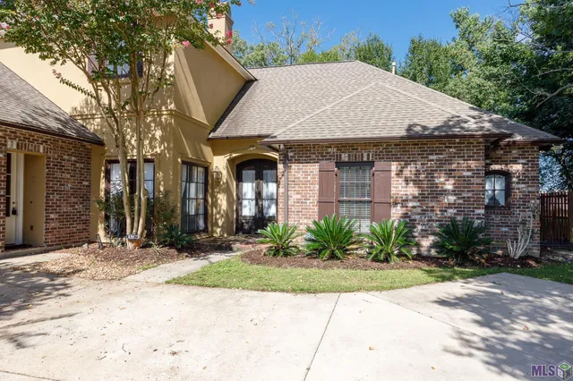 $415,500 | 13627 Forest Lawn Drive, Prairieville, LA 70769