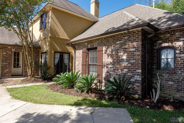 $415,500 | 13627 Forest Lawn Drive, Prairieville, LA 70769