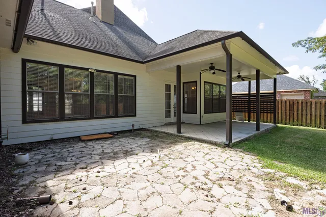 $415,500 | 13627 Forest Lawn Drive, Prairieville, LA 70769