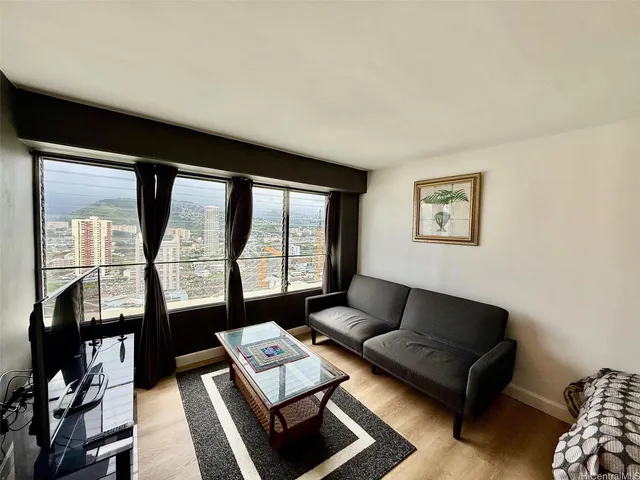 $1,800 | 2525 Date Street, Unit 2904, Honolulu, HI 96826