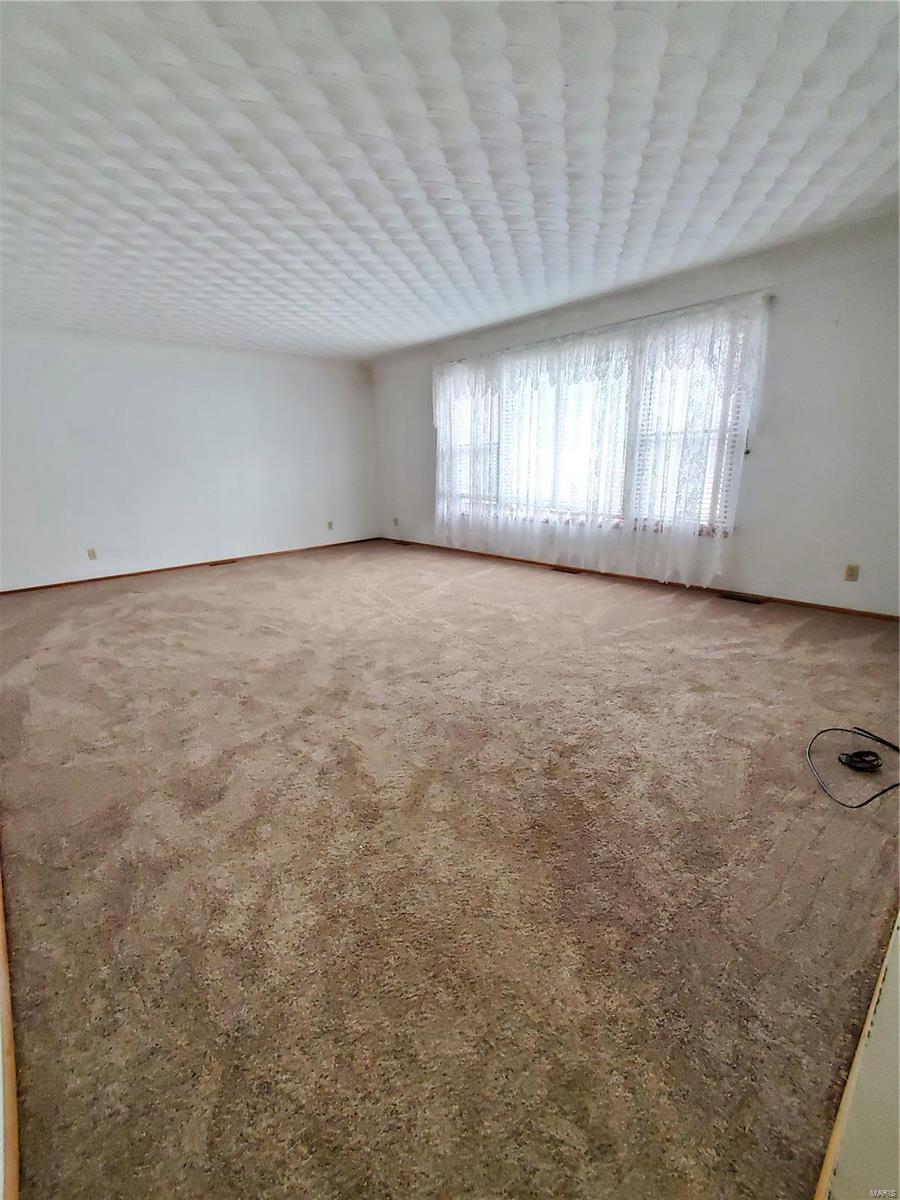 1337 Gerber Road Edwardsville, IL 62025 - Photo 14 of 31 Gallery Image 14