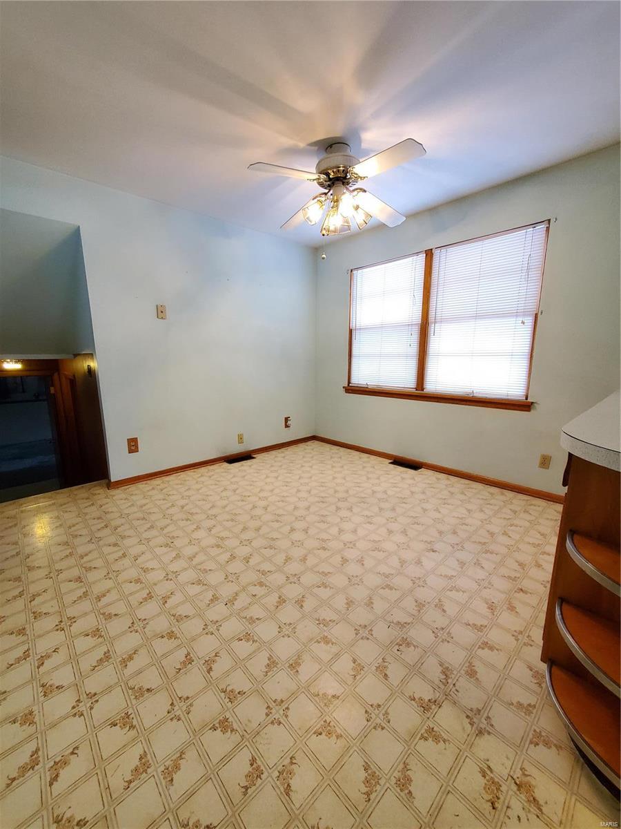 1337 Gerber Road Edwardsville, IL 62025 - Photo 16 of 31 Gallery Image 16