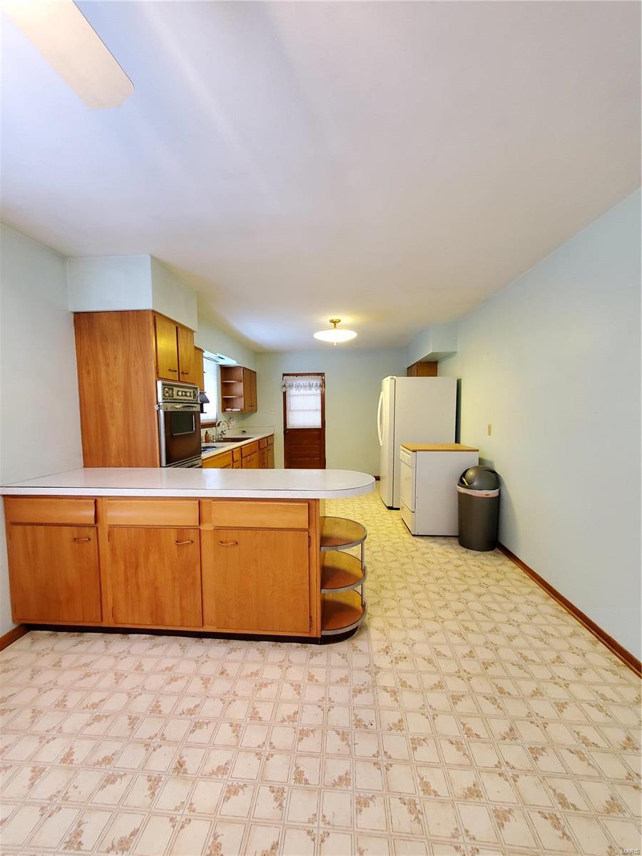 1337 Gerber Road Edwardsville, IL 62025 - Photo 17 of 31 Gallery Image 17