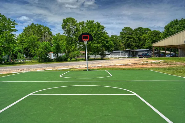 $1,200 | 8977 Gladewood, Willis, TX 77318