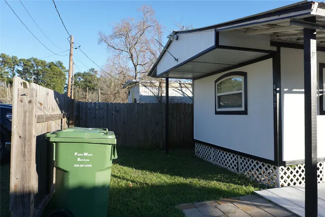 $1,200 | 8977 Gladewood, Willis, TX 77318