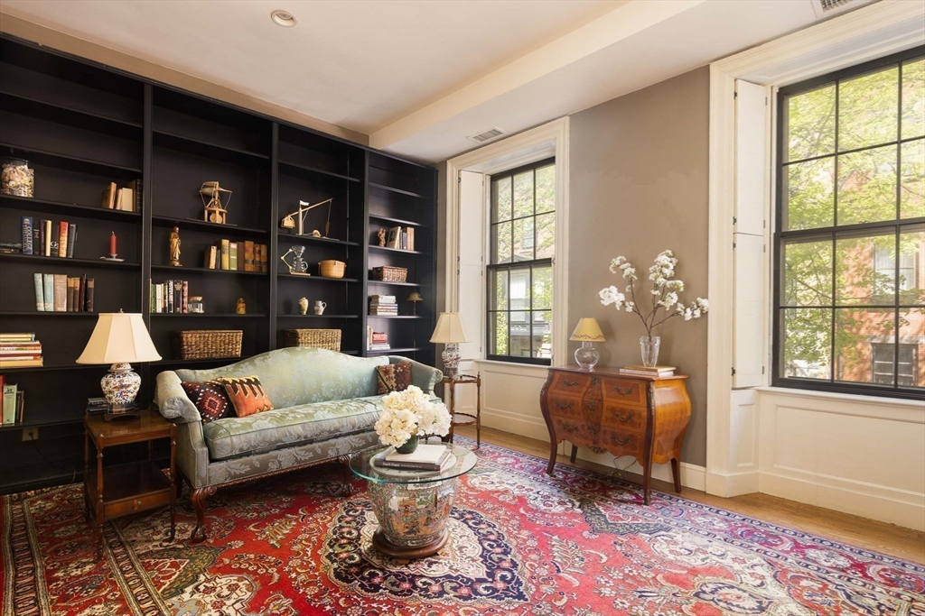 19 Hancock Street, Unit 2 Boston, MA 02114 - Photo 5 of 14