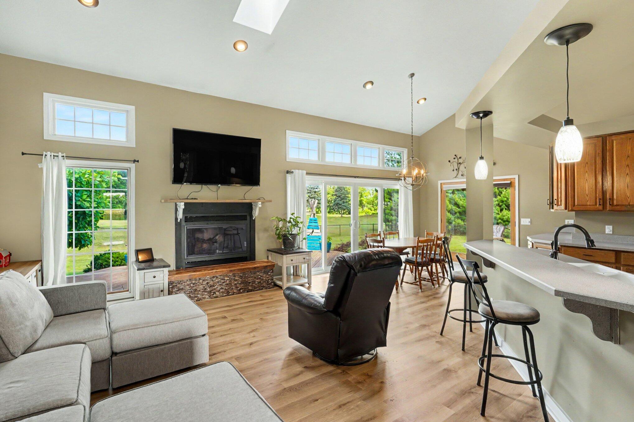 10464 Hankerd Road Pleasant Lake, MI 49272 - Photo 2 of 28 Livingroom Fireplace