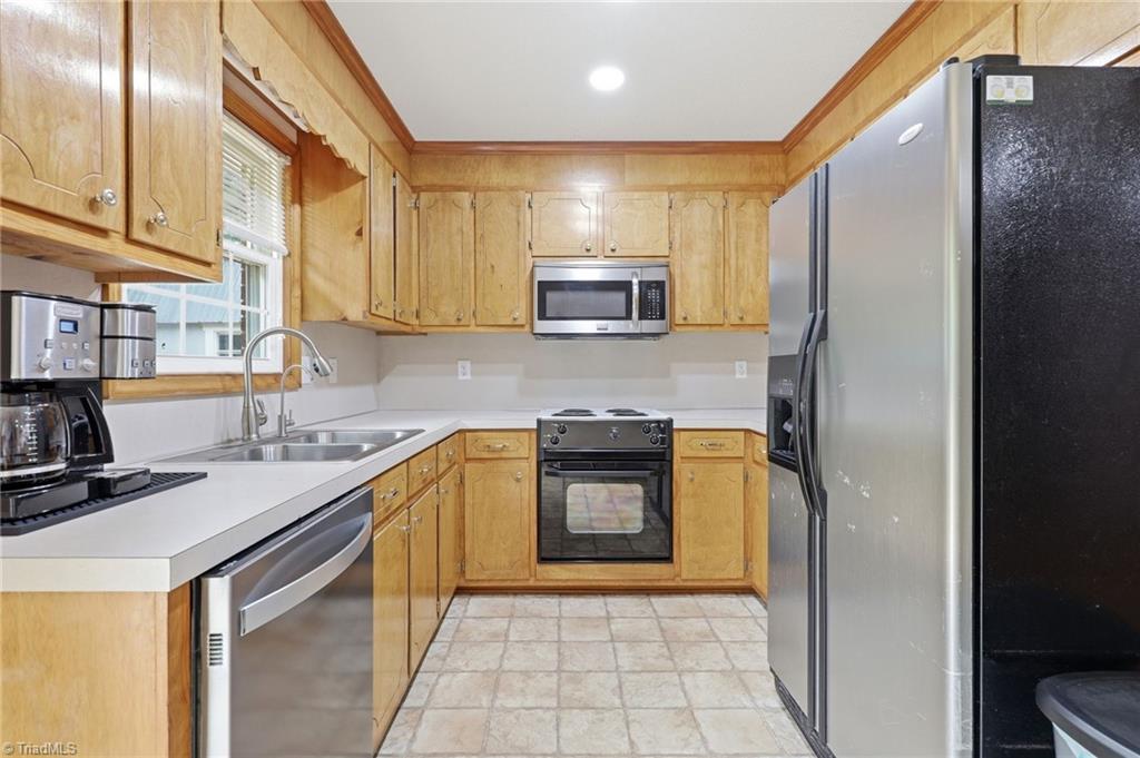 313 Beckner Road Lexington, NC 27292 - Photo 8 of 44