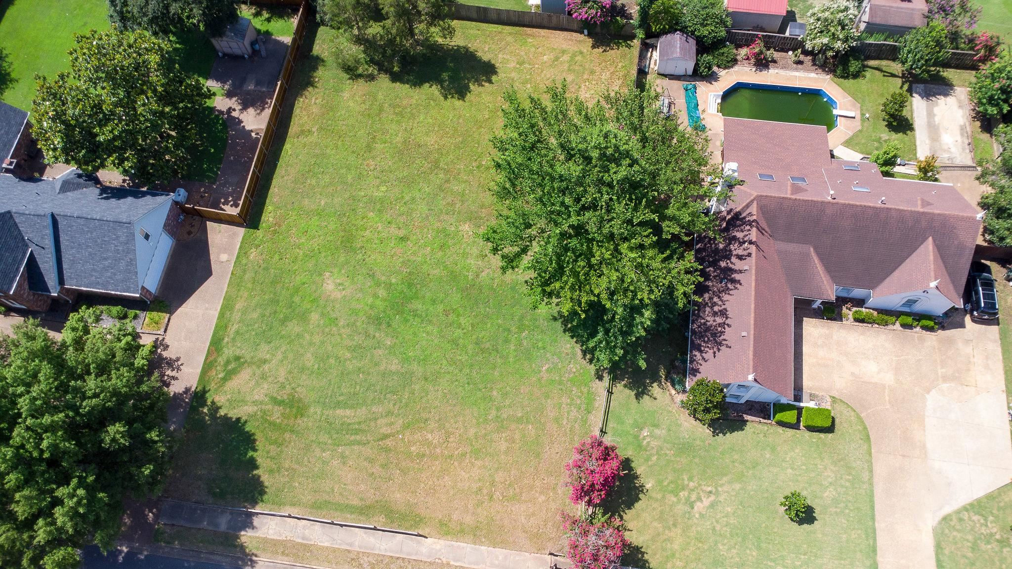 8697 Walnut Grove Road Memphis, TN 38018 - Photo 8 of 11 View of subject property
