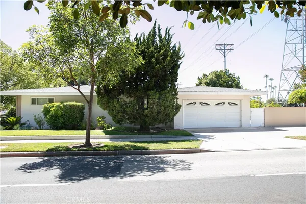 $4,300 | 1203 Laster Avenue, Anaheim, CA 92802