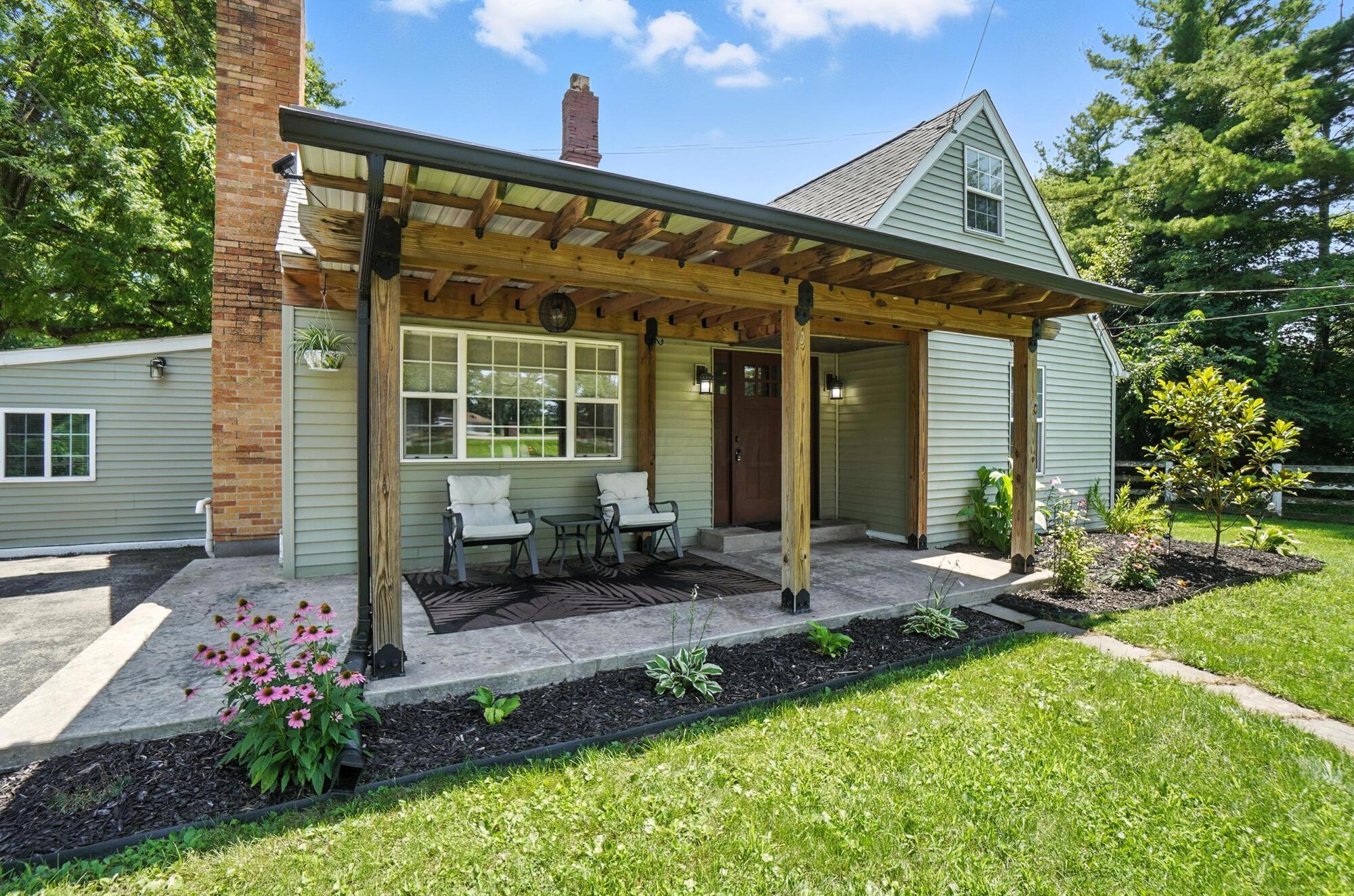 44 South Bird Road Springfield, OH 45505 - Photo 5 of 51 006