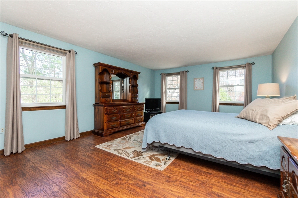 12 Barnstable Road Norfolk, MA 02056 - Photo 11 of 28 Gallery Image 11